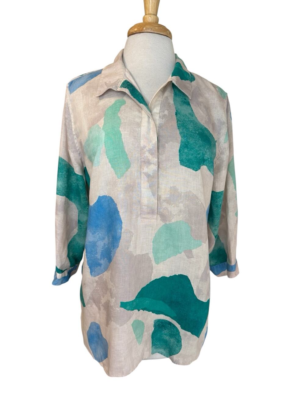 CHICOS 100% Linen Watercolor Popover Blouse Size 12 (2) Womens Beige Green Blue